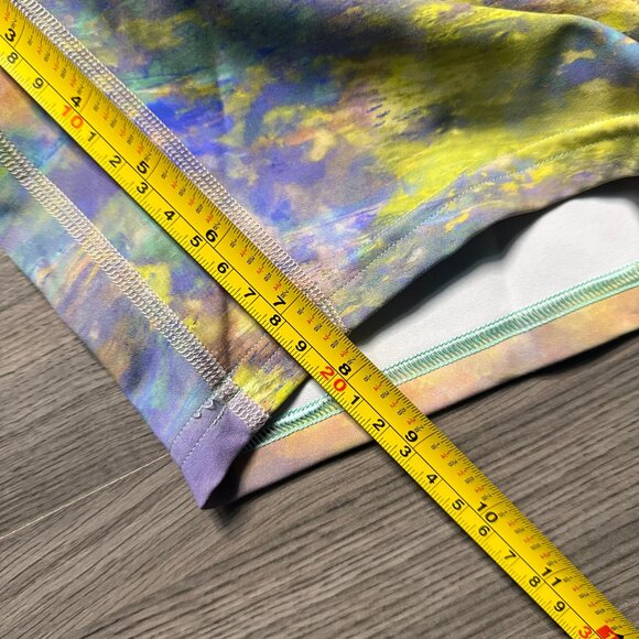 Lululemon Women's Cargo Super-High-Rise Hiking Short 8" - Picture 12 of 12